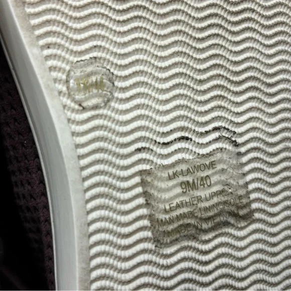 Lucky Brand LaWove Mauve Perforated Sneakers Size 9 - Picture 9 of 9